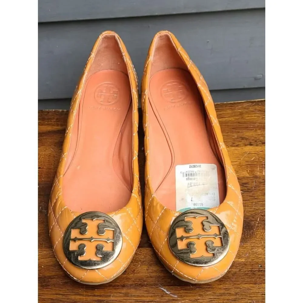 Tory Burch Reva Peach Quilted Patent Leather Flats size 7 NWT stained